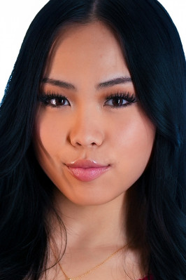 Vivienne Vo from TOUCHMYWIFE